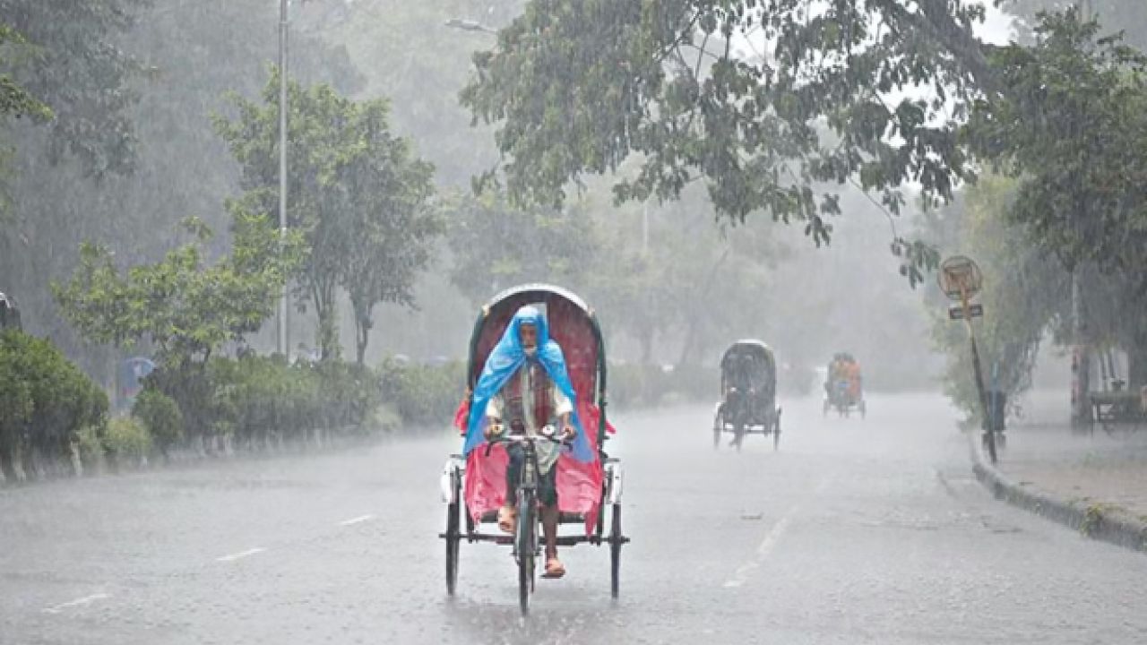 ৫ দিনের পূর্বাভাস, সারা দেশে বাড়তে পারে বৃষ্টি 