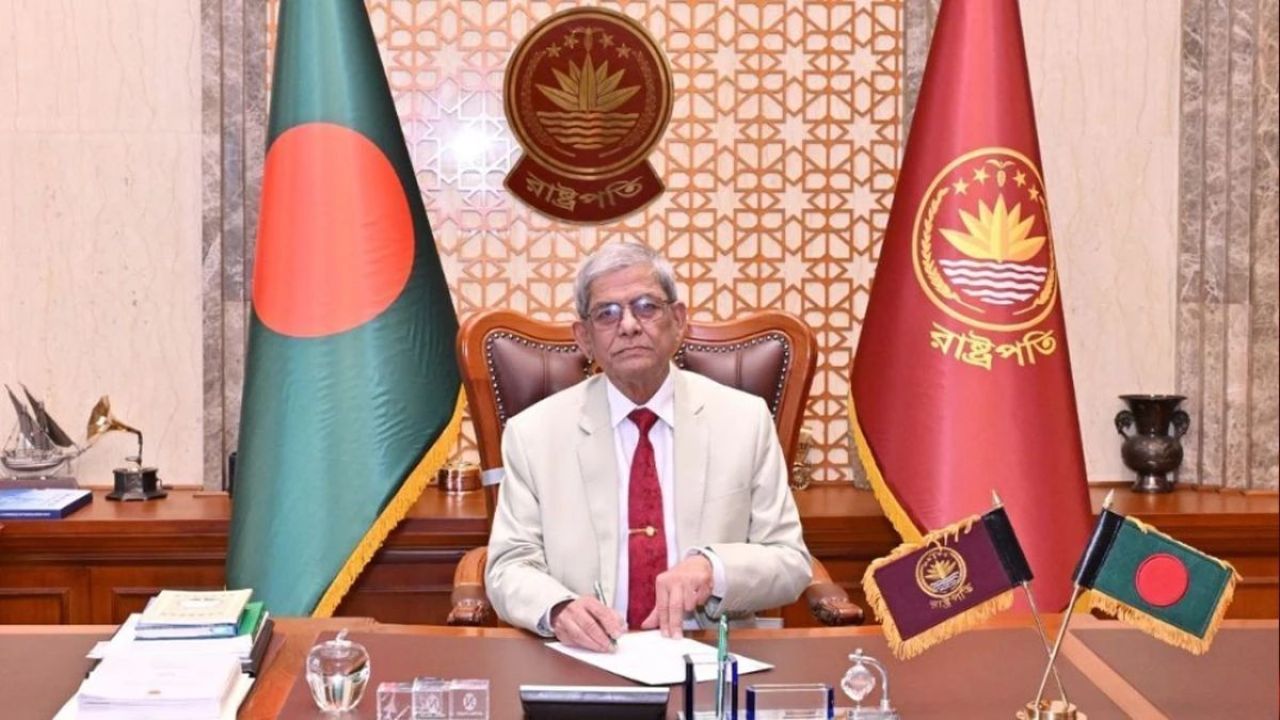 দুই দিনের সফরে আজ ঠাকুরগাঁও যাচ্ছেন রাষ্ট্রপতি