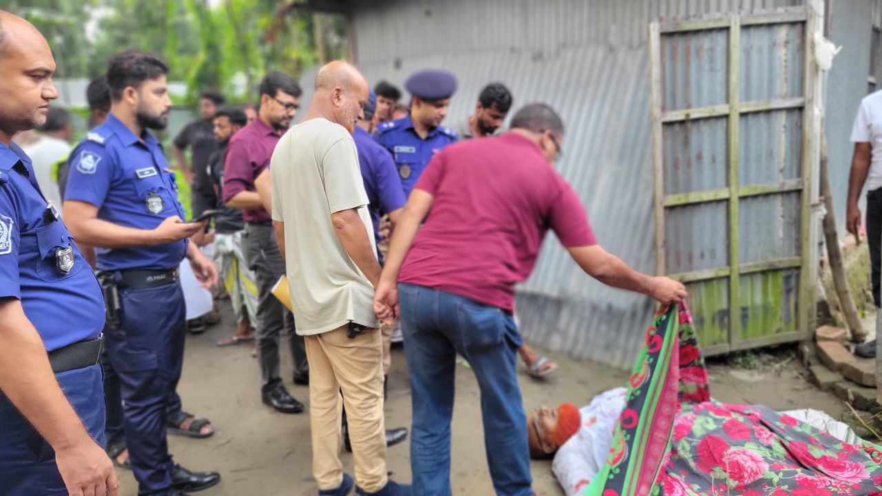 পাবনায় বিএনপি নেতাকে গুলি ও কুপিয়ে হত্যা