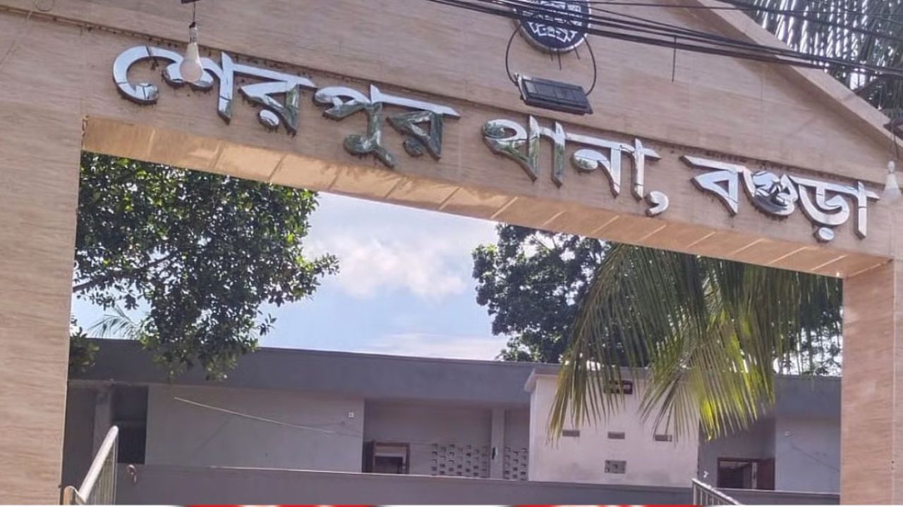 গ্রিল কেটে ১২ লাখ টাকা ও স্বর্ণালঙ্কার লুটের অভিযোগ
