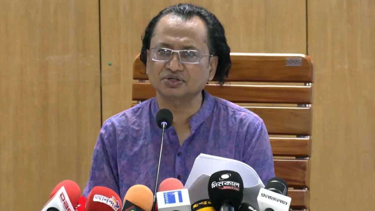ঢাকাবাসীকেও কিছুটা লোডশেডিং মেনে নিতে হবে: তথ্য উপদেষ্টা