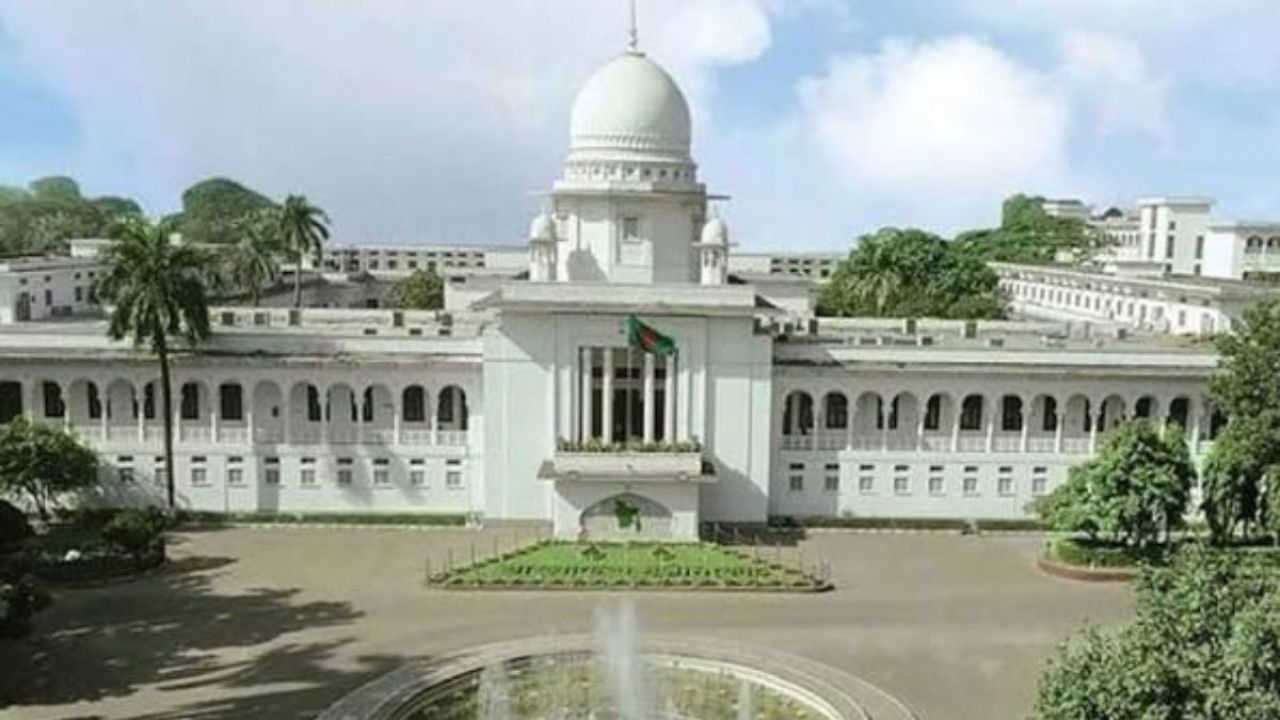 নজিরবিহীন ঘটনা : এজলাস ছাড়লেন পুরো আপিল বিভাগ