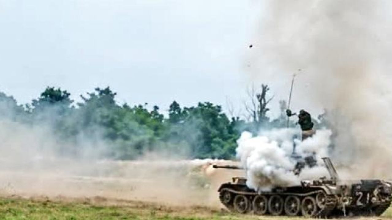 হাটহাজারীতে ট্যাংক দুর্ঘটনায় ২ সেনা সদস্য নিহত