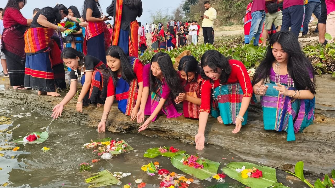 পাহাড়ের উৎসবের দিন পাবলিক পরীক্ষা?