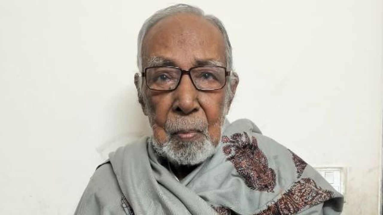 নিজেকে জীবিত প্রমাণ করে মারা গেলেন পাবনার টুনু