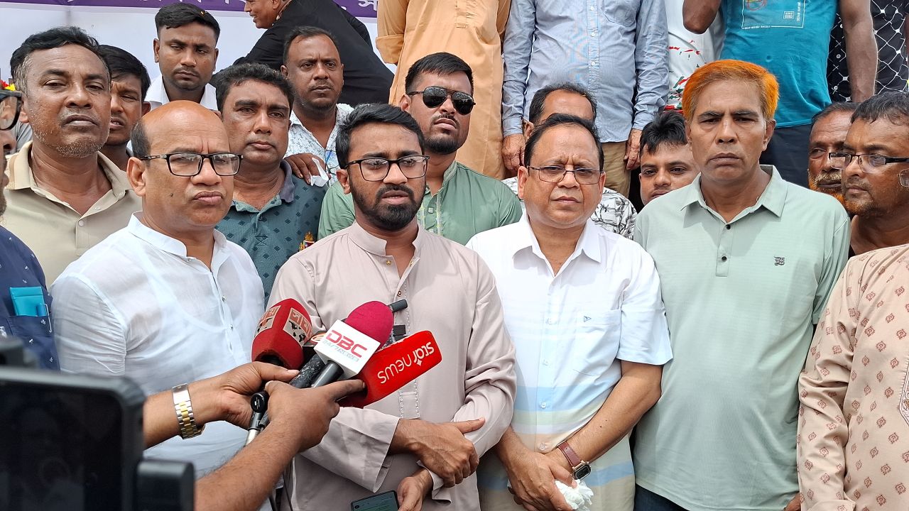 লংমার্চের নামে লংড্রাইভ করছে জামায়াত: রাশেদ খাঁন