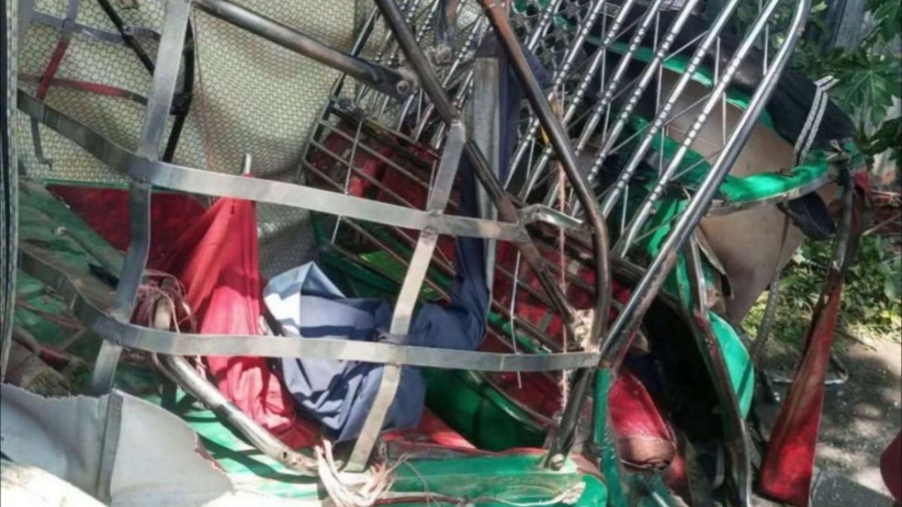 ত্রিশালে ট্রাক-সিএনজি সংঘর্ষে চালক নিহত, আহত ৫
