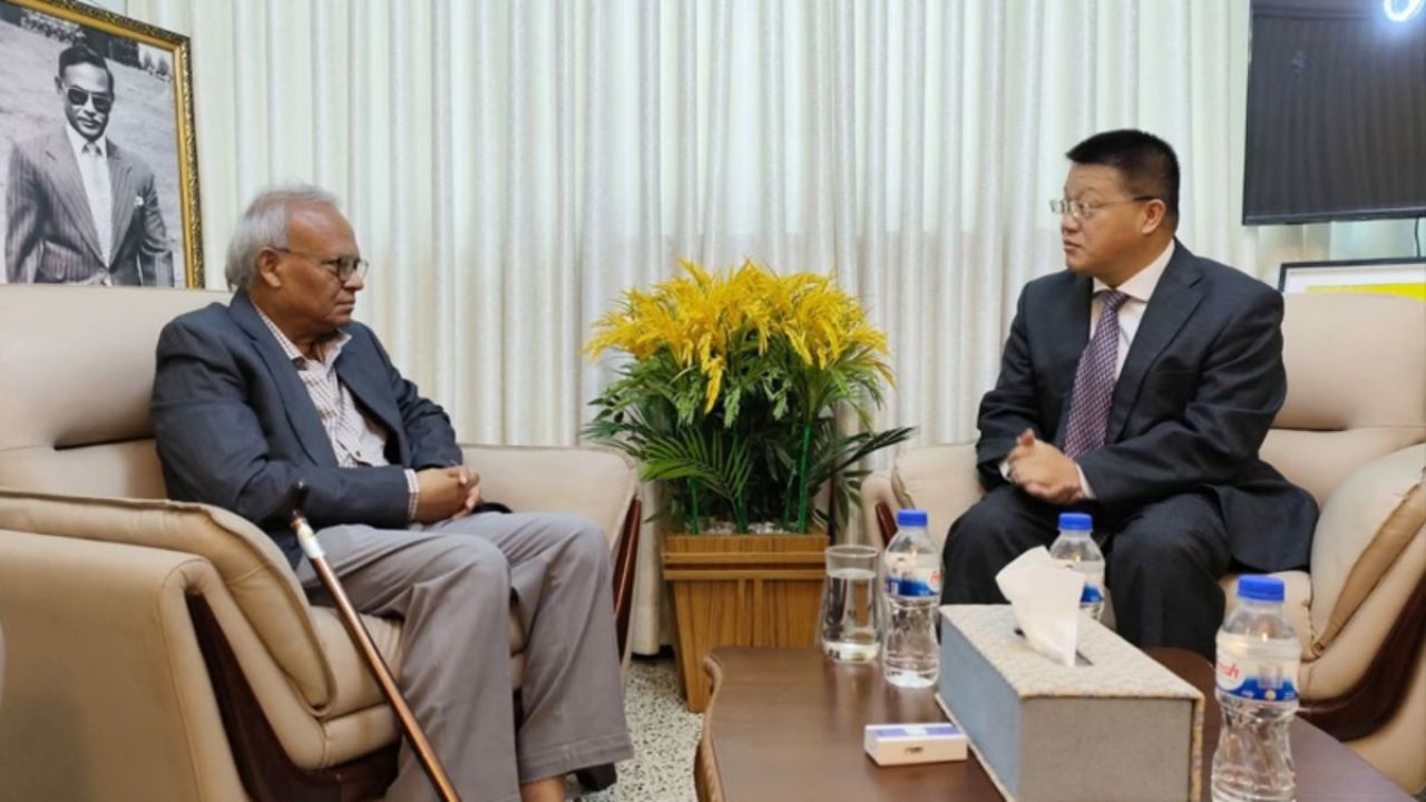 রুহুল কবির রিজভীর সঙ্গে চীনা রাষ্ট্রদূতের সৌজন্য সাক্ষাৎ