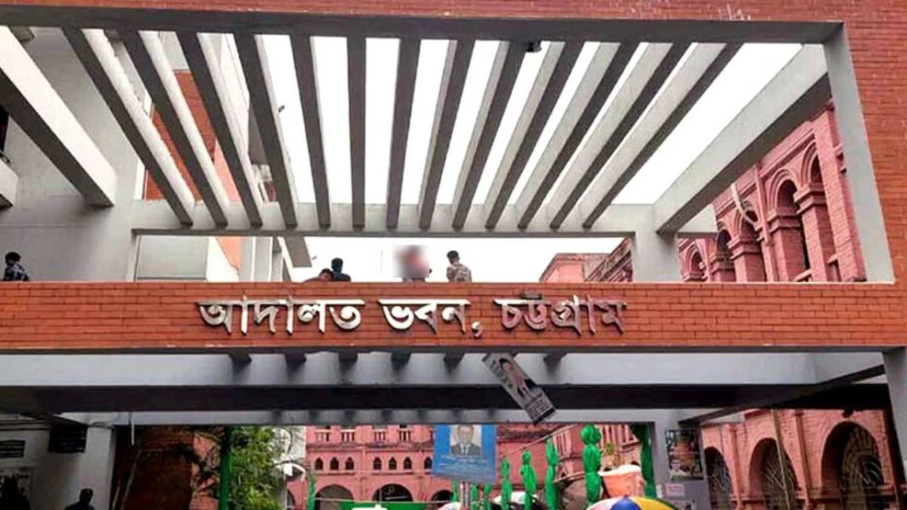 চট্টগ্রামে ৬৩ বিদেশি অনলাইন স্ক্যামারের ২ দিনের রিমান্ড