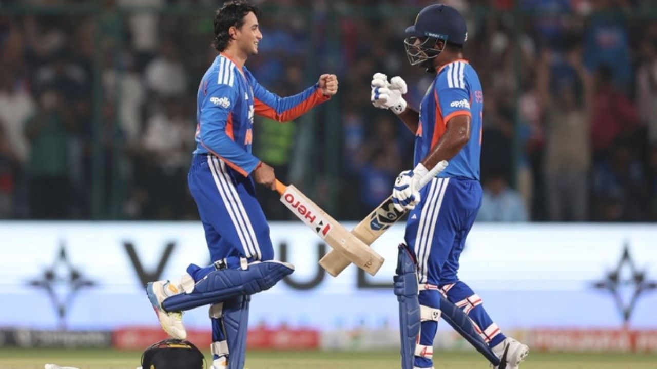 দিল্লিতে অভিষেকের ছক্কার বৃষ্টি, সিরিজ জিতল ভারত 