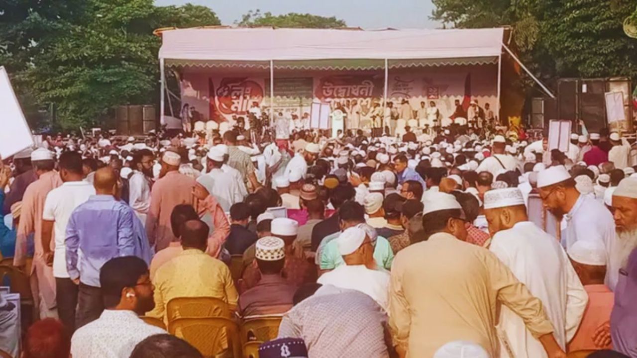 রংপুর অভিমুখে ১১-দলীয় ঐক্যের ৮ দফা দাবিতে লংমার্চ আজ