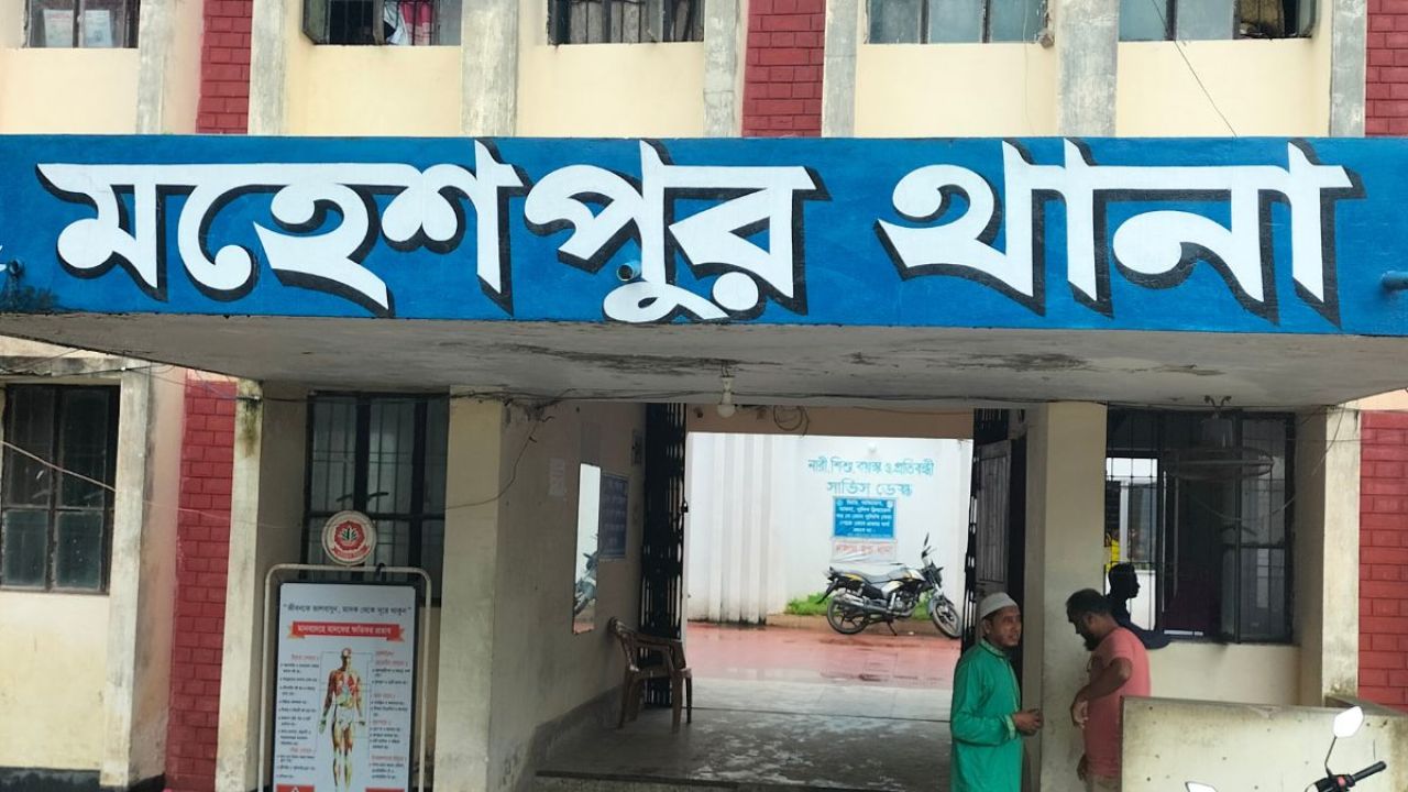 গোয়ালঘরের পানি নিয়ে বিরোধে নিহত ১
