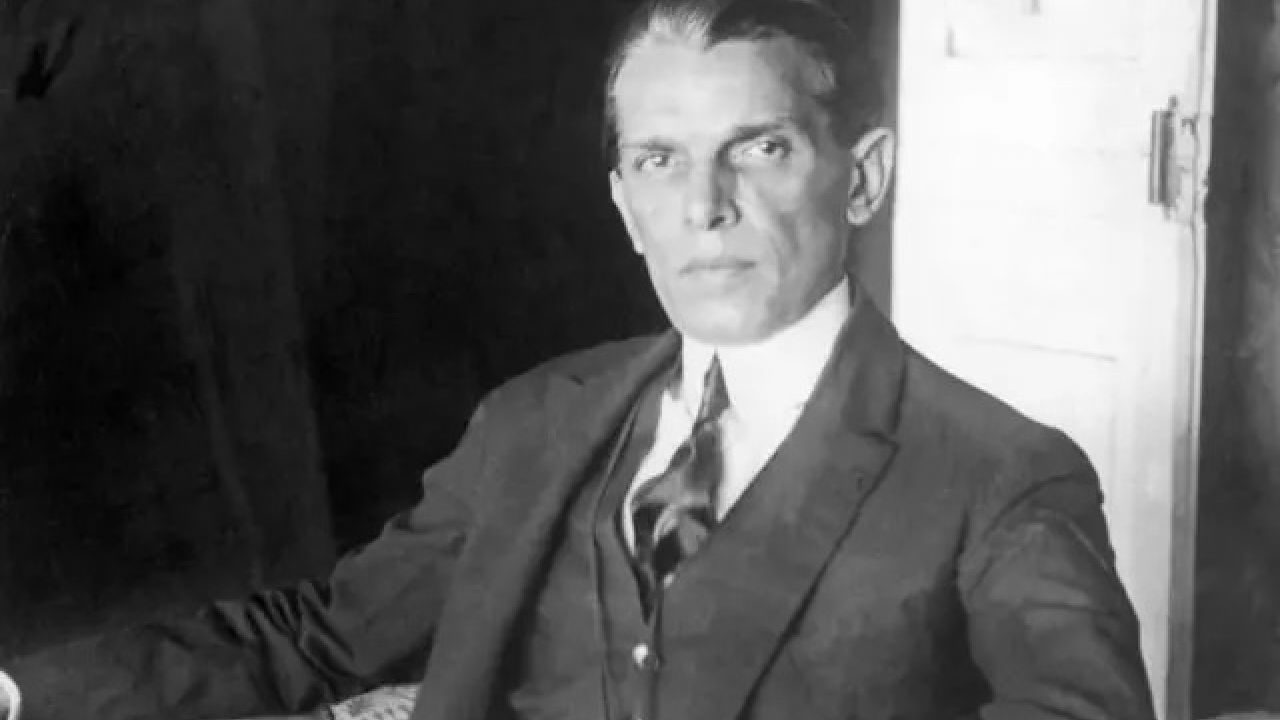 হঠাৎ কেন ‘জিন্নাহ গীতি’