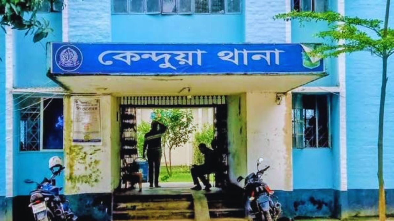 বিদ্যুতের খুঁটিবাহী গাড়ির ধাক্কায় মোটরসাইকেল আরোহী নিহত