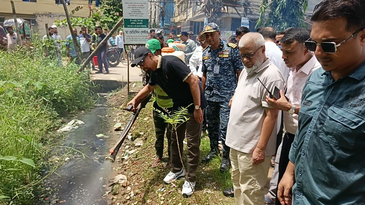 ‘তিন দিনে একদিন, জমা পানি ফেলে দিন’
