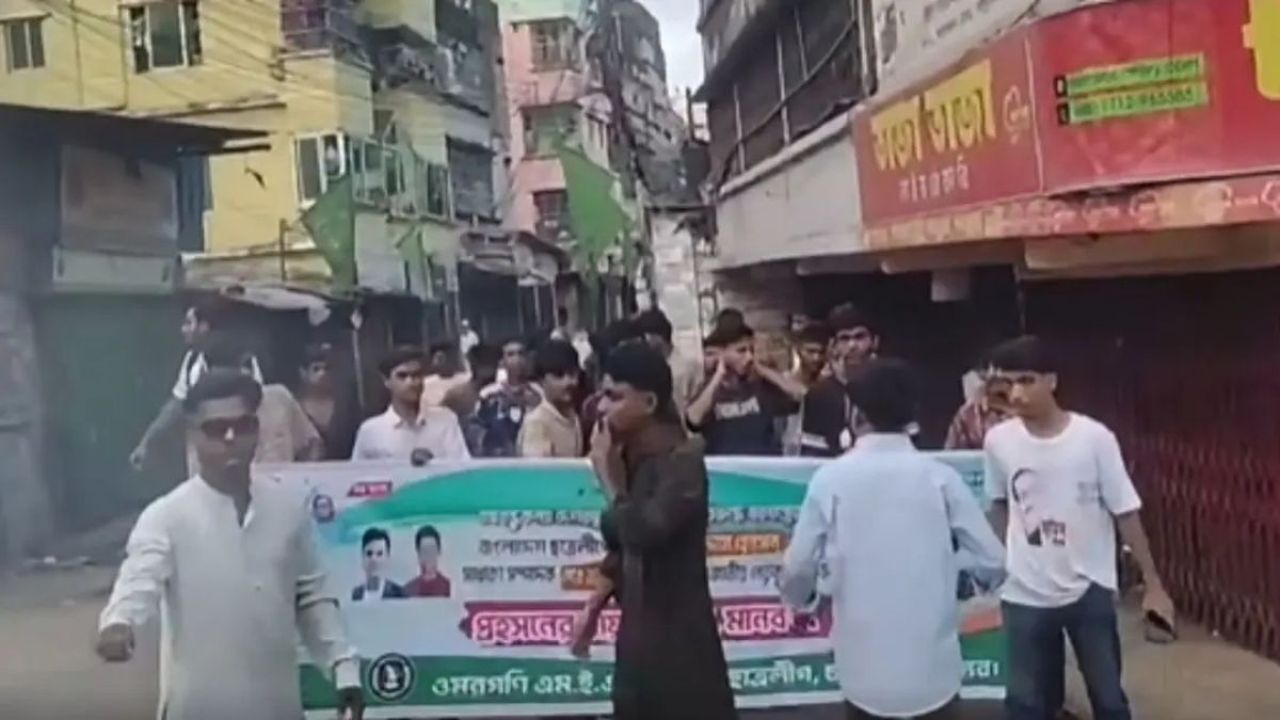 চট্টগ্রামে নিষিদ্ধ ছাত্রলীগের ঝটিকা মিছিল