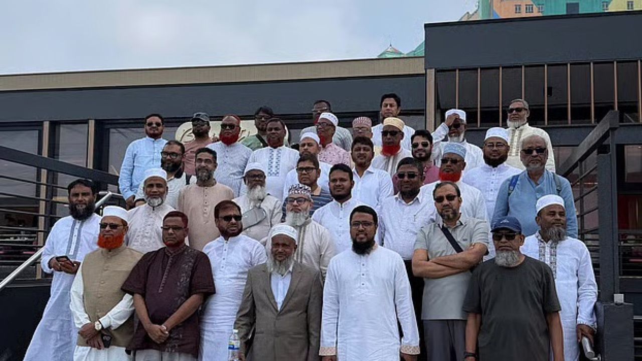 দেশে জোটের লংমার্চ, বিদেশে জামায়াতের ৩৪ এমপি