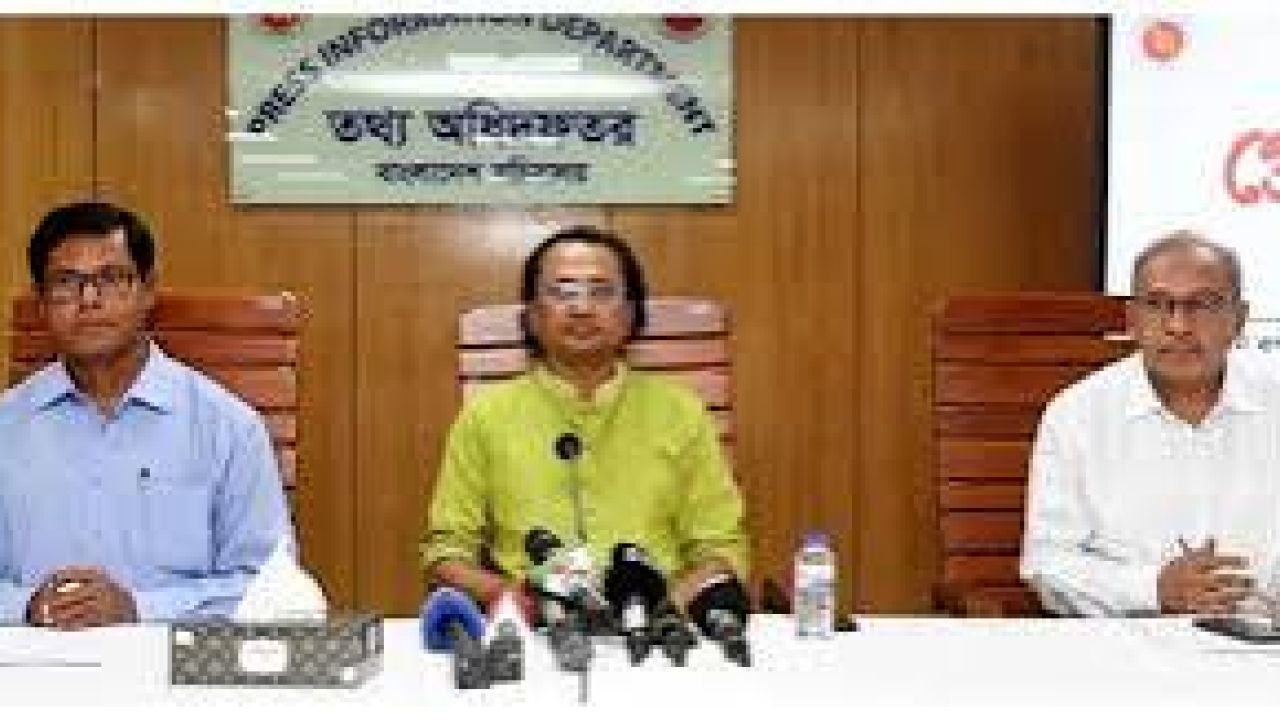 ককটেল ফাটিয়ে, বাসে আগুন দিয়ে সংকট তৈরি করা যাবে না
