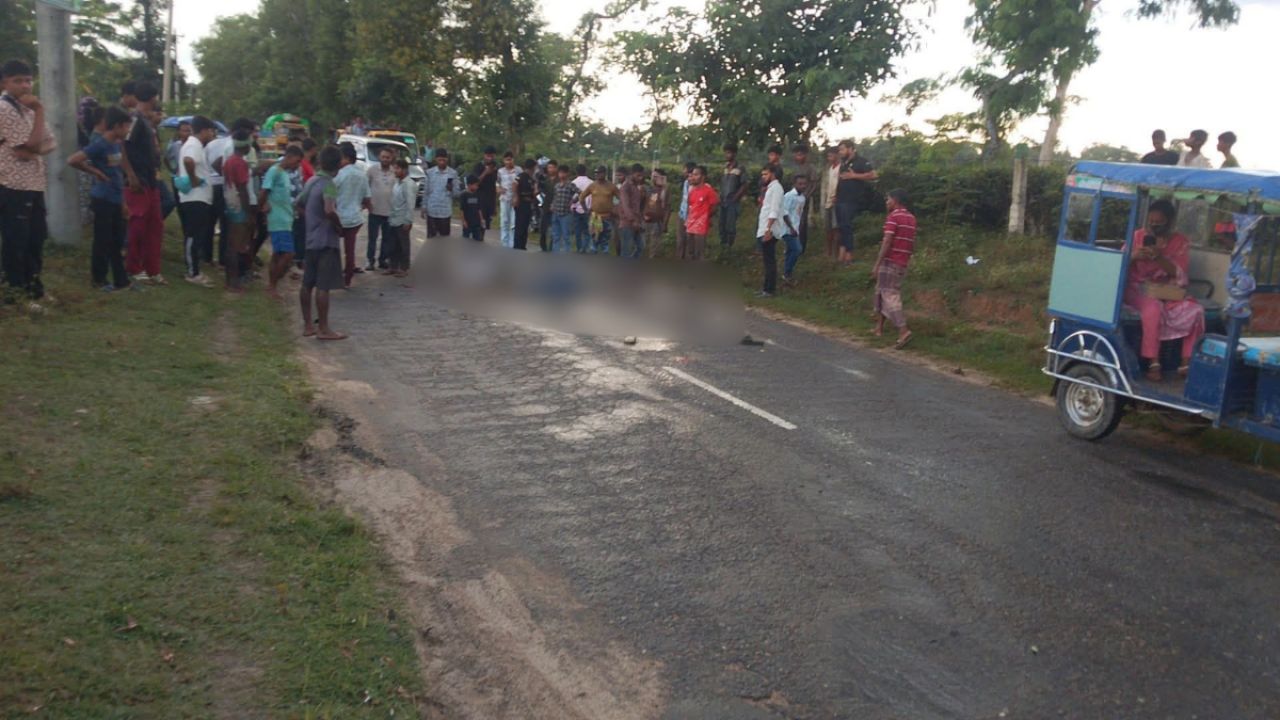 টমটম-মোটরসাইকেল সংঘর্ষে দুই তরুণ নিহত, আহত ২