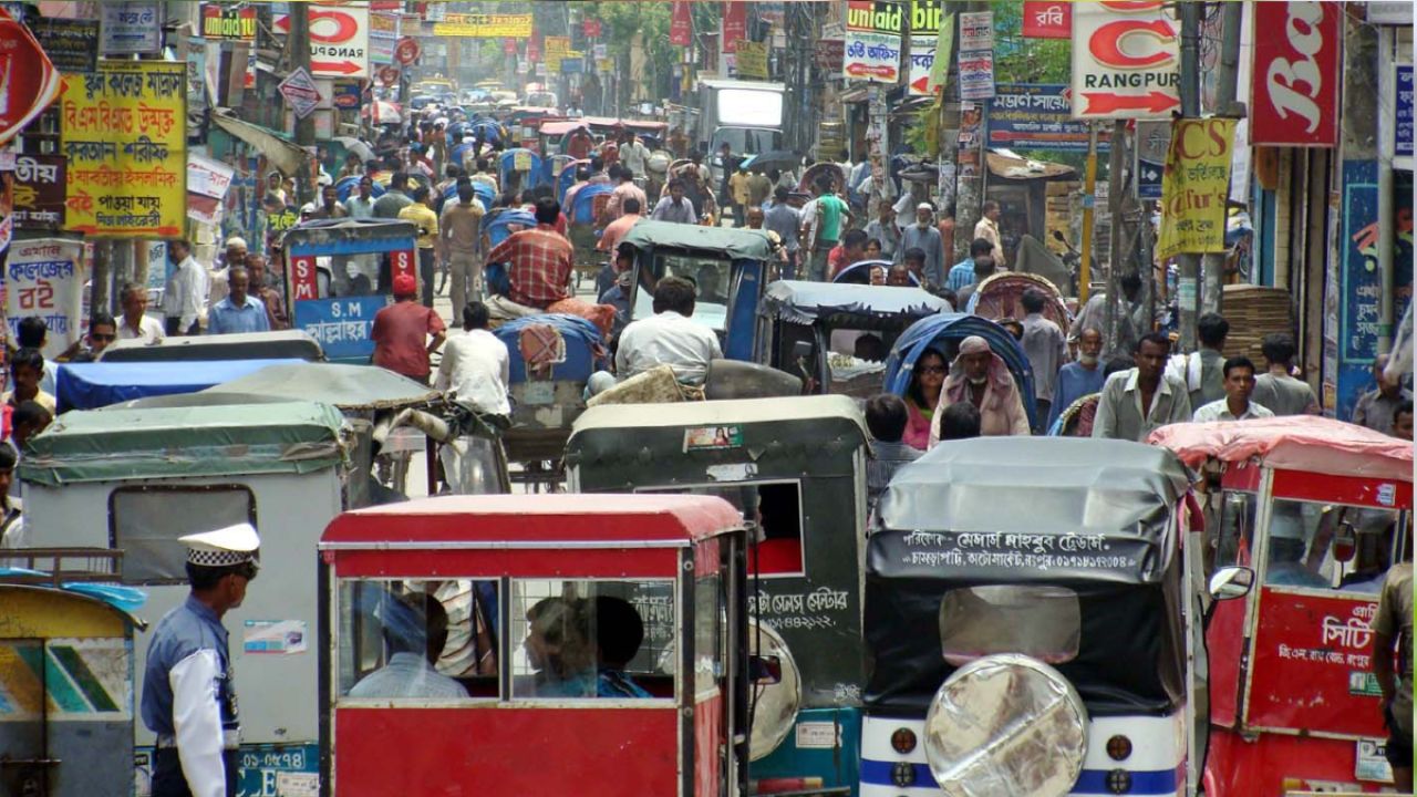 ৮ হাজার লাইসেন্সে চলছে ৮০ হাজার অটোরিকশা