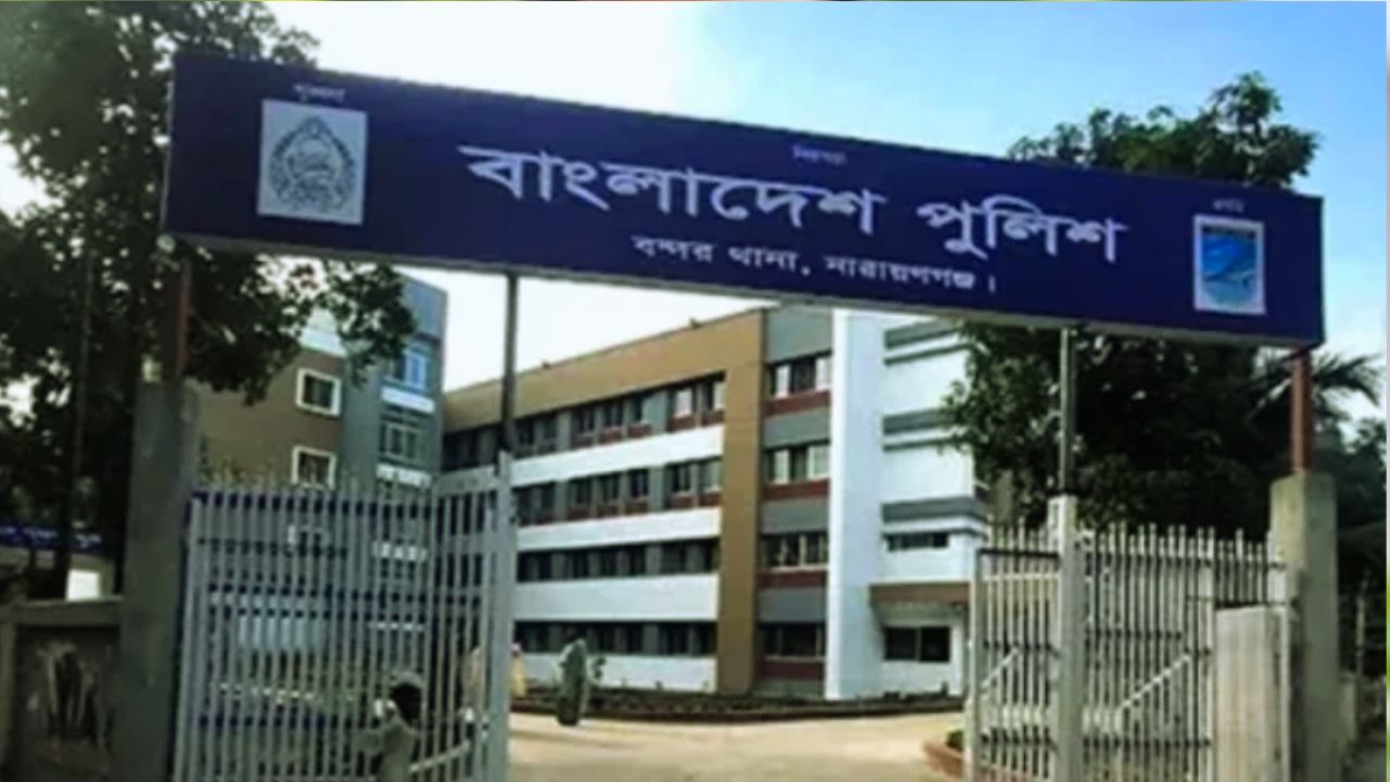 বন্দরে দিনেদুপুরে জুয়েলারিতে দুর্ধর্ষ ডাকাতি, স্বর্ণ-রুপা লুট