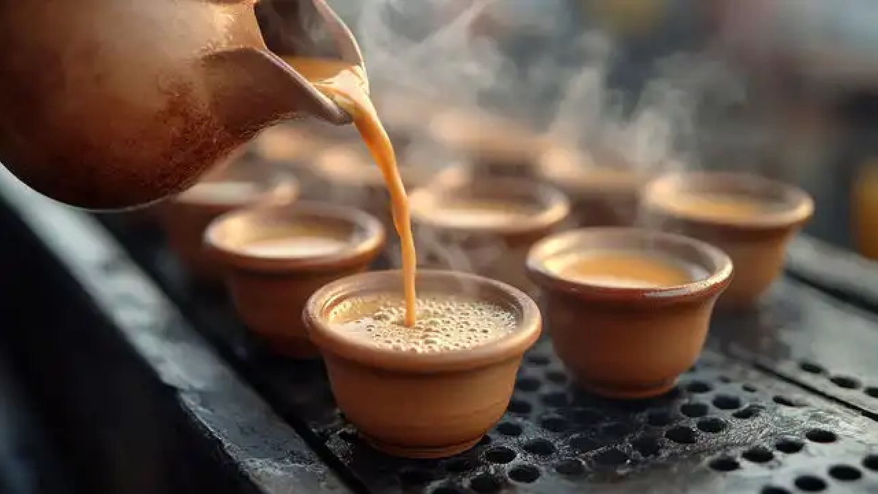 চায়ের শেষ চুমুক রেখে দেন, রহস্য কী?