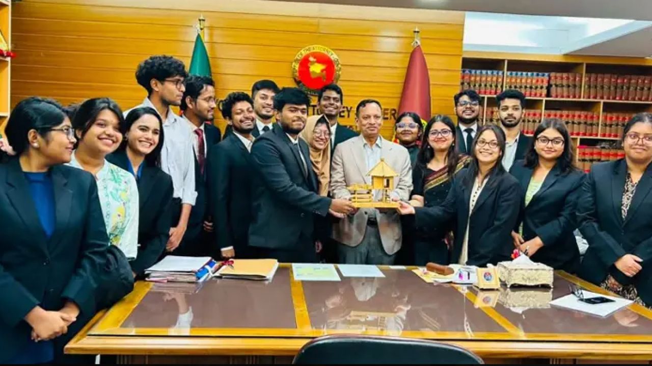 সাজেকের উন্নয়ন ও আইনি জটিলতা নিরসনে মতবিনিময়