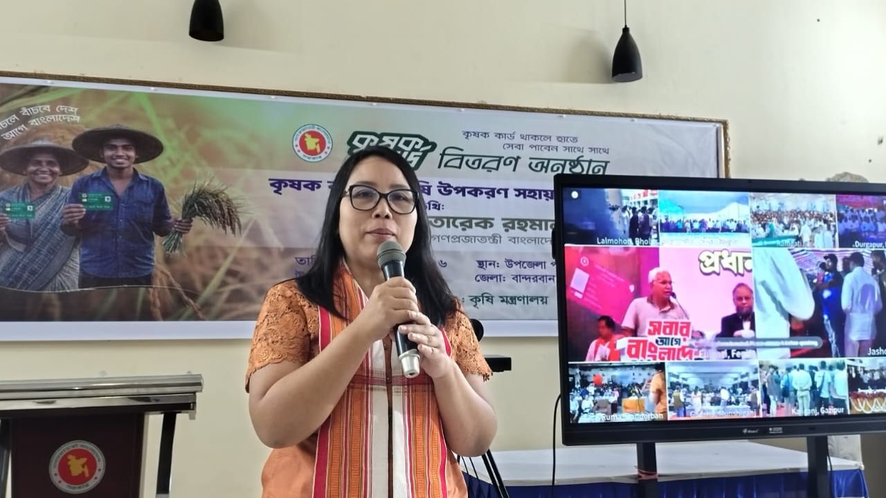 প্রকৃত গরীবরা ফ্যামিলি-কৃষক কার্ডের সহায়তা পাবে : এমপি মাধবী মারমা