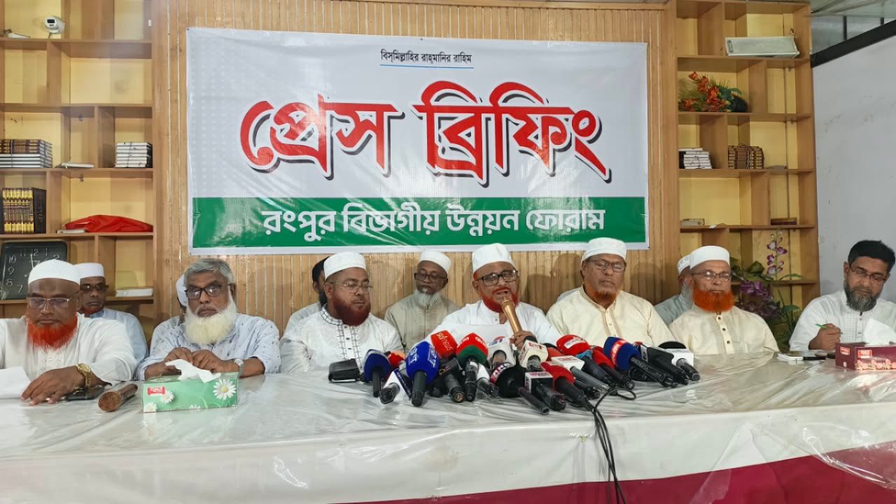 ভারতের চাপে পিছু হঠছে সরকার : এটিএম আজহার