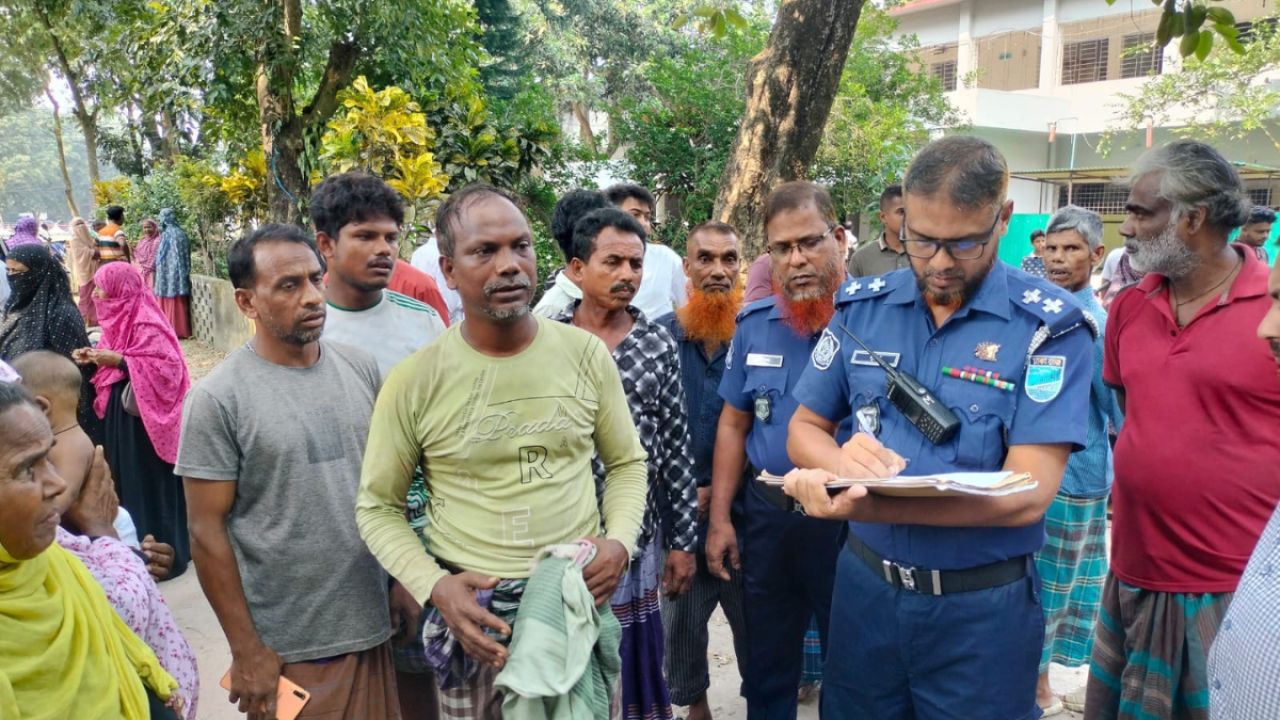 নির্মাণাধীন ভবনে বিদ্যুৎস্পৃষ্ট হয়ে রাজমিস্ত্রির মৃত্যু
