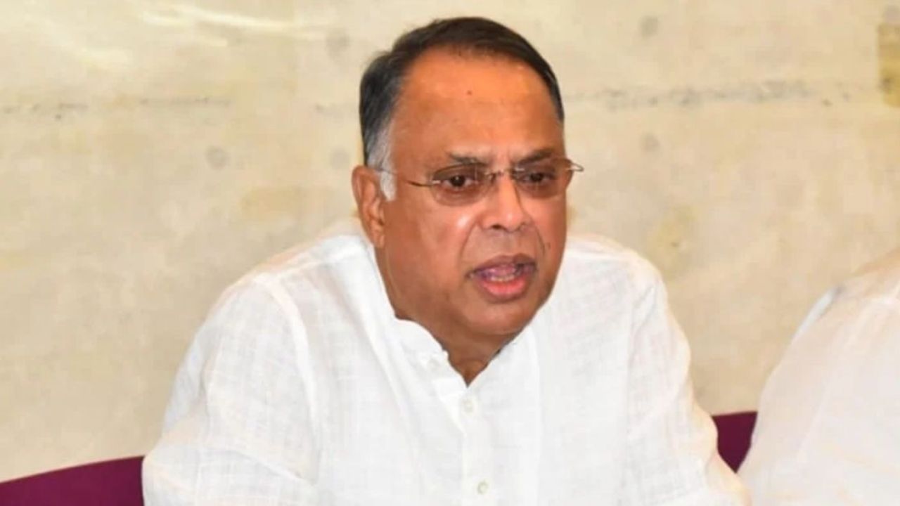 আমদানিকারকদের সঙ্গে জরুরি বৈঠকে জ্বালানি মন্ত্রী