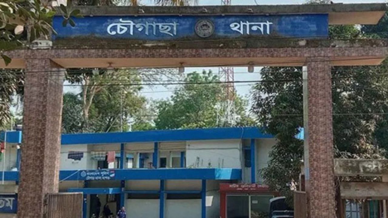 বিএনপিকর্মীকে আওয়ামী লীগ নেতা বানিয়ে গ্রেফতারের অভিযোগ