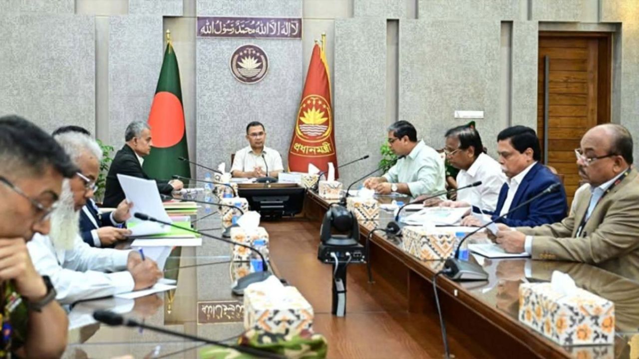 যানজট কমাতে বৃত্তাকার সড়ক নির্মাণের গতি বাড়ানোর নির্দেশ প্রধানমন্ত্রীর