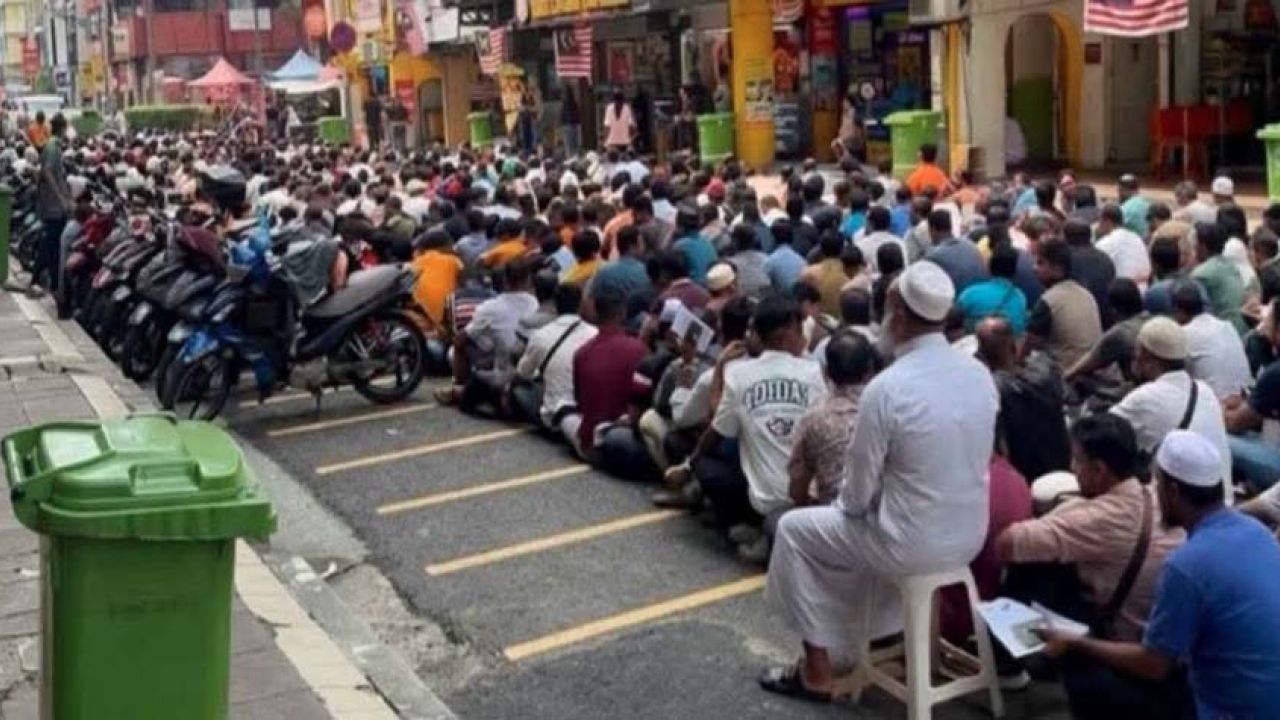 মালয়েশিয়ায় ৯ মাসে বাংলাদেশিসহ আটক ৩৭ হাজারেরও বেশি অভিবাসী