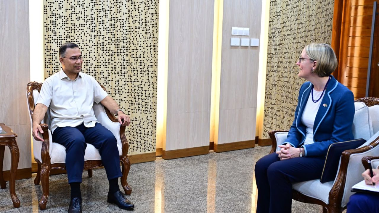 প্রধানমন্ত্রী তারেক রহমানের সঙ্গে ব্রিটিশ হাইকমিশনারের সাক্ষাৎ