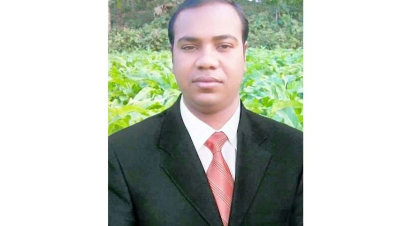 বিশ্ব শিক্ষক দিবসে দুর্ঘটনায় কলেজশিক্ষক নিহত