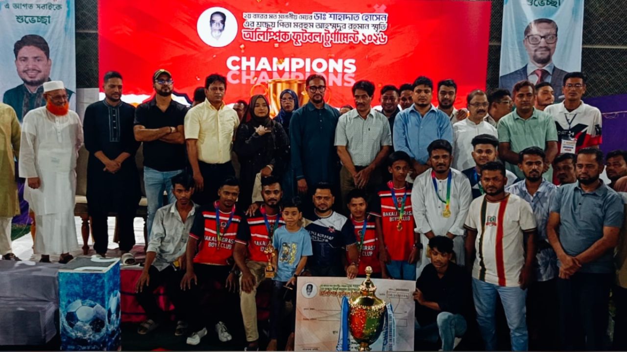 খেলাধুলার মাঠেই গড়ে উঠবে মাদক-সন্ত্রাসমুক্ত তরুণ প্রজন্ম : চসিক মেয়র