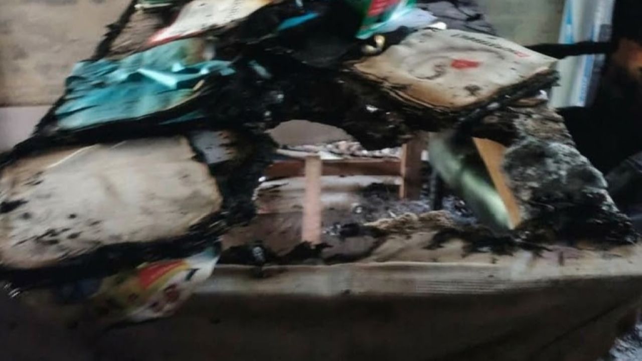 নেছারাবাদে স্বাস্থ্যকেন্দ্রে রহস্যজনক আগুন, পুড়ল গুরুত্বপূর্ণ কাগজপত্র