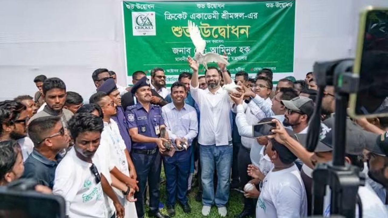 অবৈধ দখলে থাকা সব খেলার মাঠ উদ্ধারের নির্দেশ ক্রীড়া প্রতিমন্ত্রীর