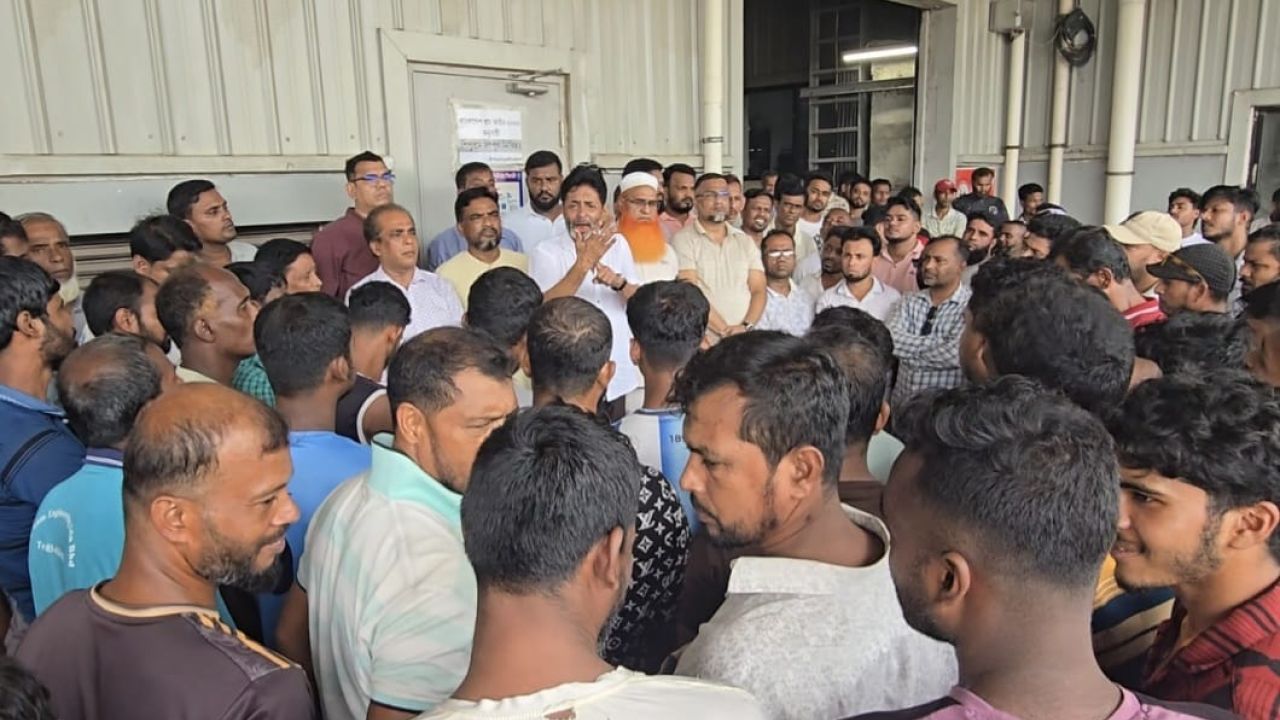 চাঁদাবাজি বন্ধ করল বিএনপি