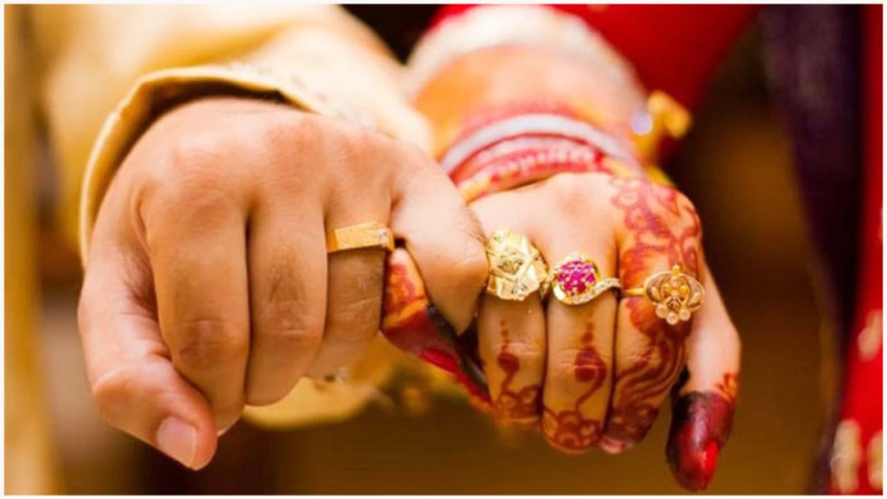 বাসরঘরে বরের আকস্মিক মৃত্যু, এলাকায় শোকের ছায়া