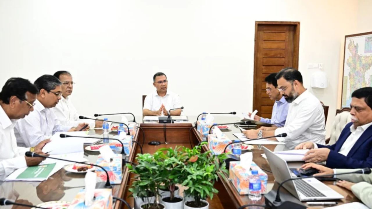 সারা দেশে ১০০০ খেলার মাঠ স্থাপনের নির্দেশ