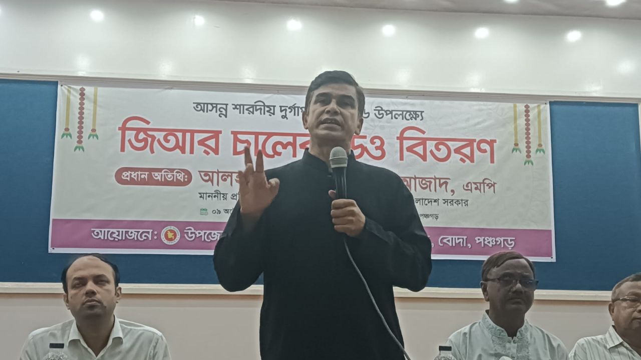 হিন্দু-মুসলিম সমান অধিকার নিয়ে বাস করবে: প্রতিমন্ত্রী ফরহাদ হোসেন আজাদ