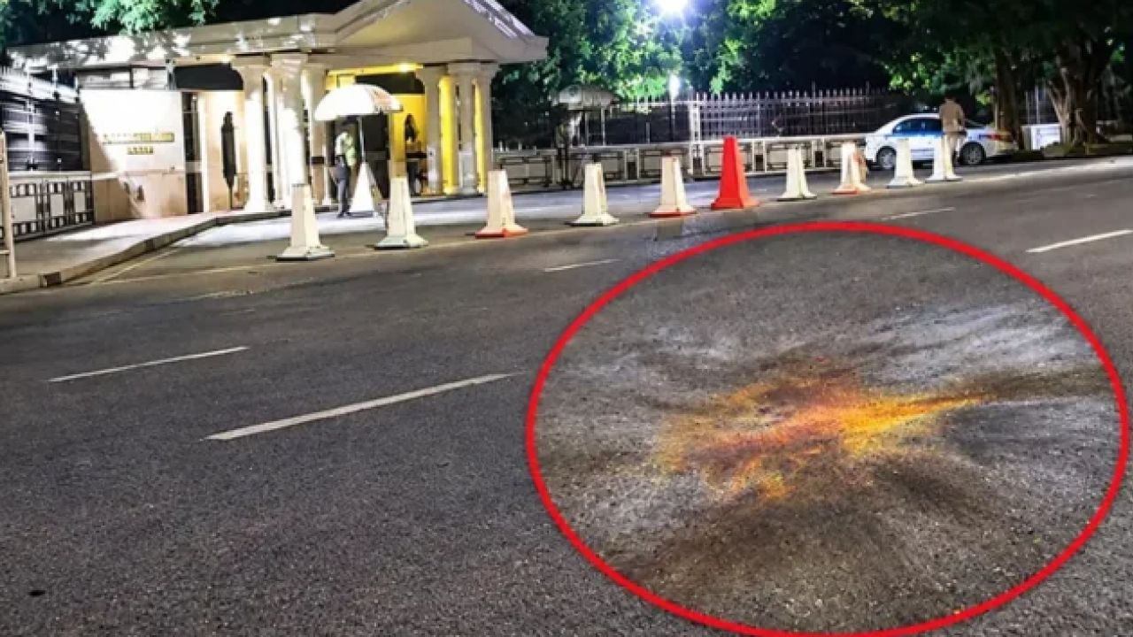 প্রধানমন্ত্রীর কার্যালয়ের সামনে ককটেল, মোটরসাইকেল আরোহী খুঁজছে পুলিশ