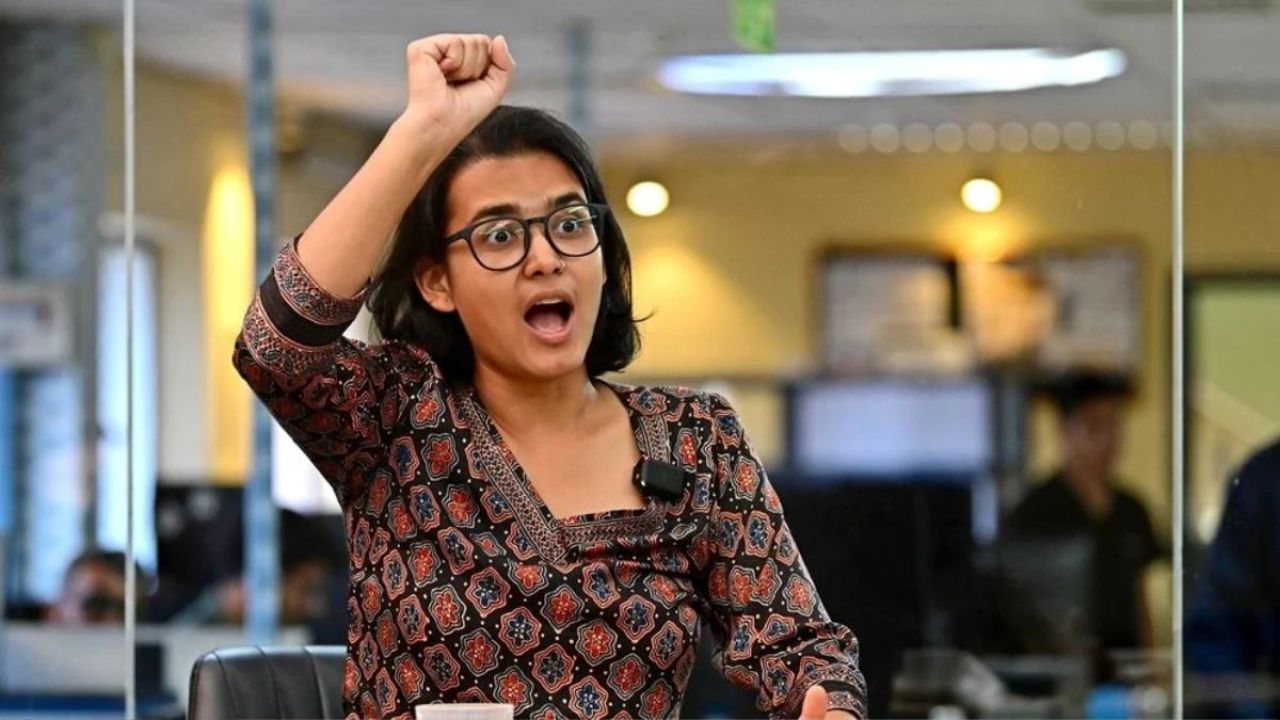 দিল্লিতে মিছিল থেকে জেনজি আইকন নেহা বোরা আটক