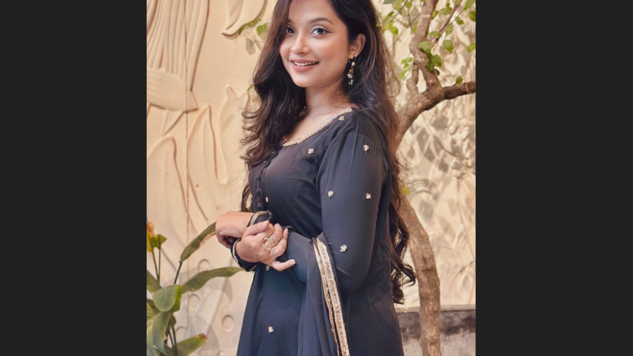 আট মাসে একের পর এক নাটক, আলোচনায় পারু