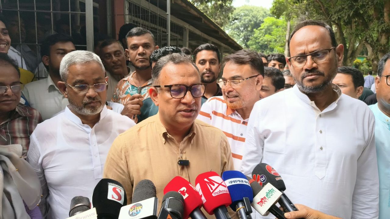 ভাসানী দম্পতির জীবন নতুন প্রেরণা জোগাবে : বস্ত্রপ্রতিমন্ত্রী