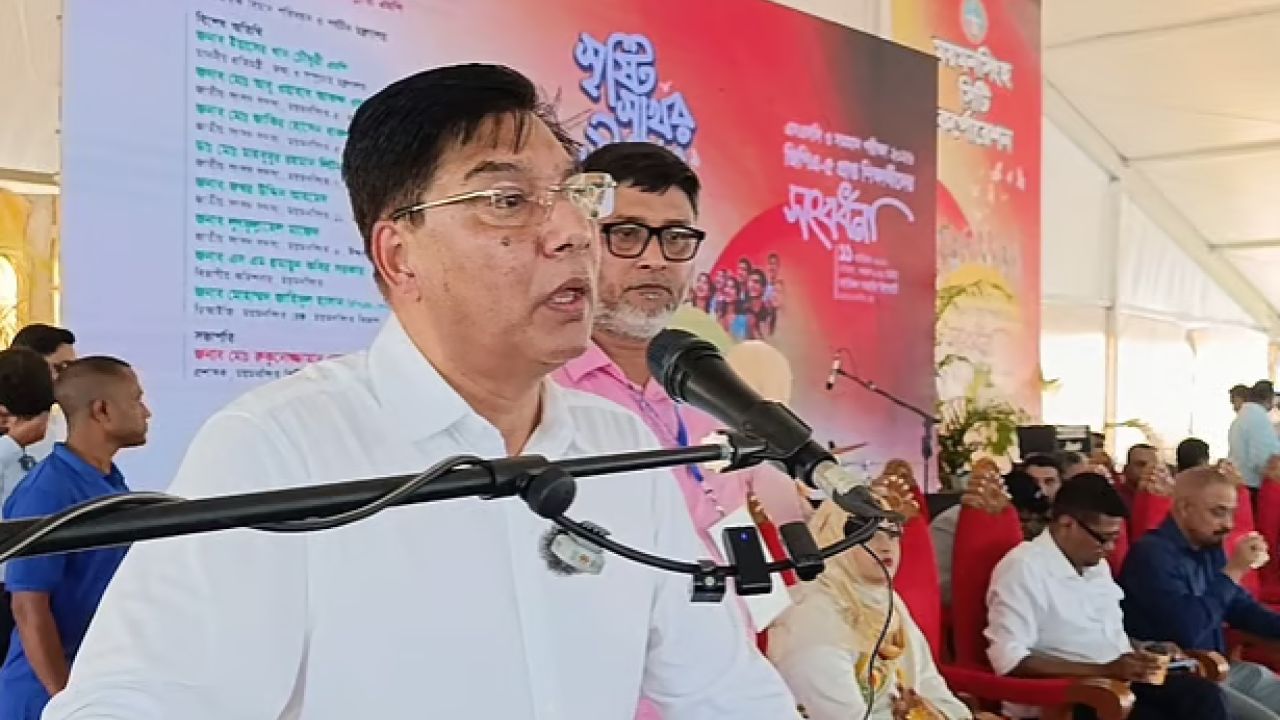 বিমানবহরে ২০০টির বেশি উড়োজাহাজ চান বিমানমন্ত্রী