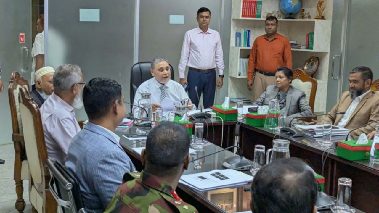 স্থানীয় সরকার নির্বাচনের দিনক্ষণ চূড়ান্ত করতে ইসির বৈঠক