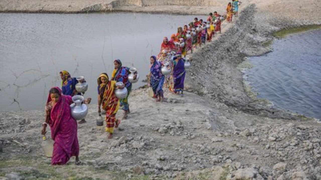 লবণাক্ততায় বিপন্ন উপকূলের জনস্বাস্থ্য
